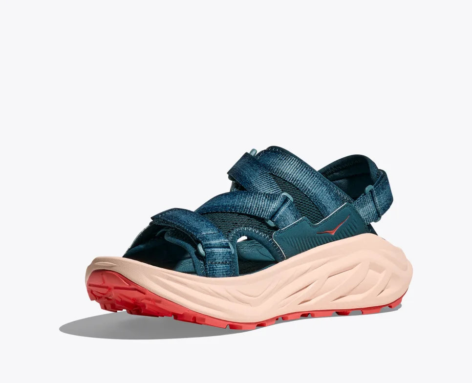 Womenâ€™s  Infini Hike