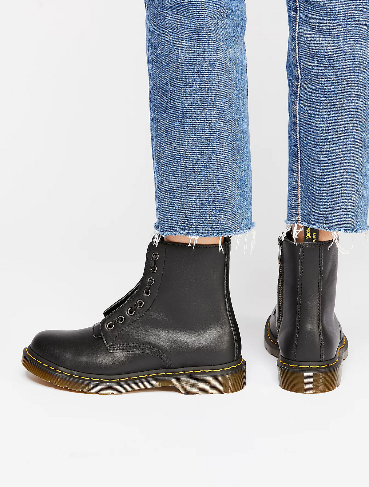 DR. MARTENS 1460 PASCAL FRONT ZIP BLACK NAPPA