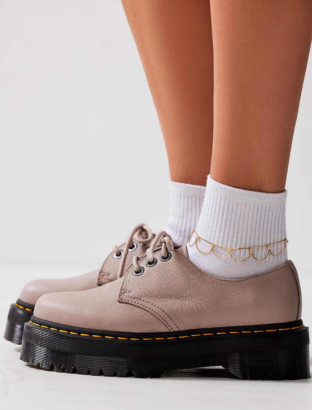 DR. MARTENS 1461 QUAD VINTAGE TAUPE
