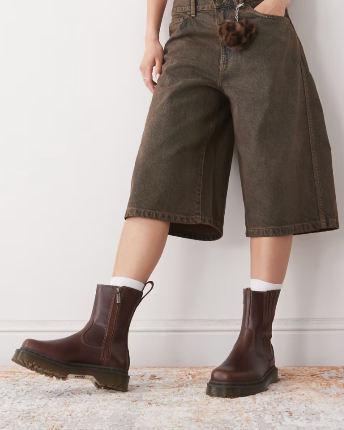 DR. MARTENS AMAAYAH-LO BROWN