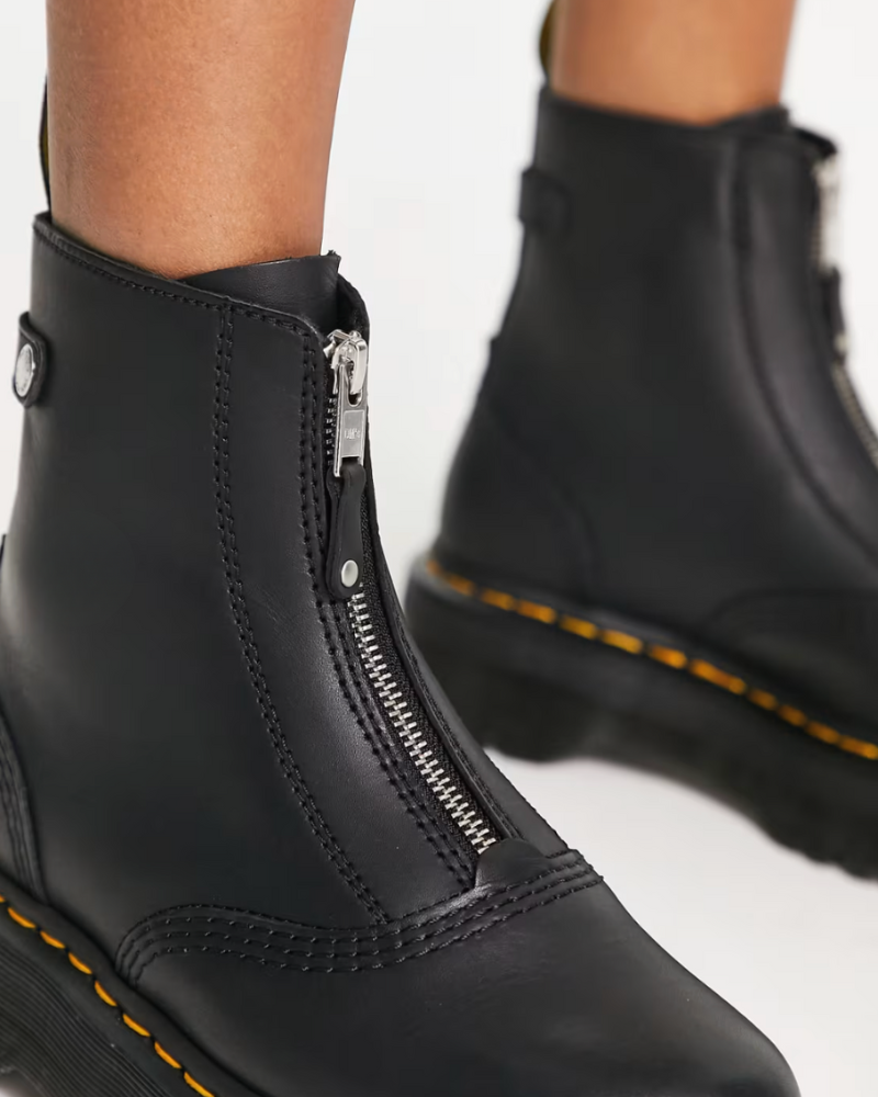 DR. MARTENS JETTA BLACK
