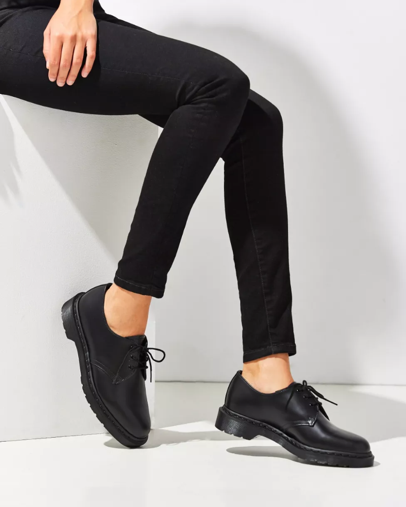 DR. MARTENS 1461 BLACK SMOOTH MONO