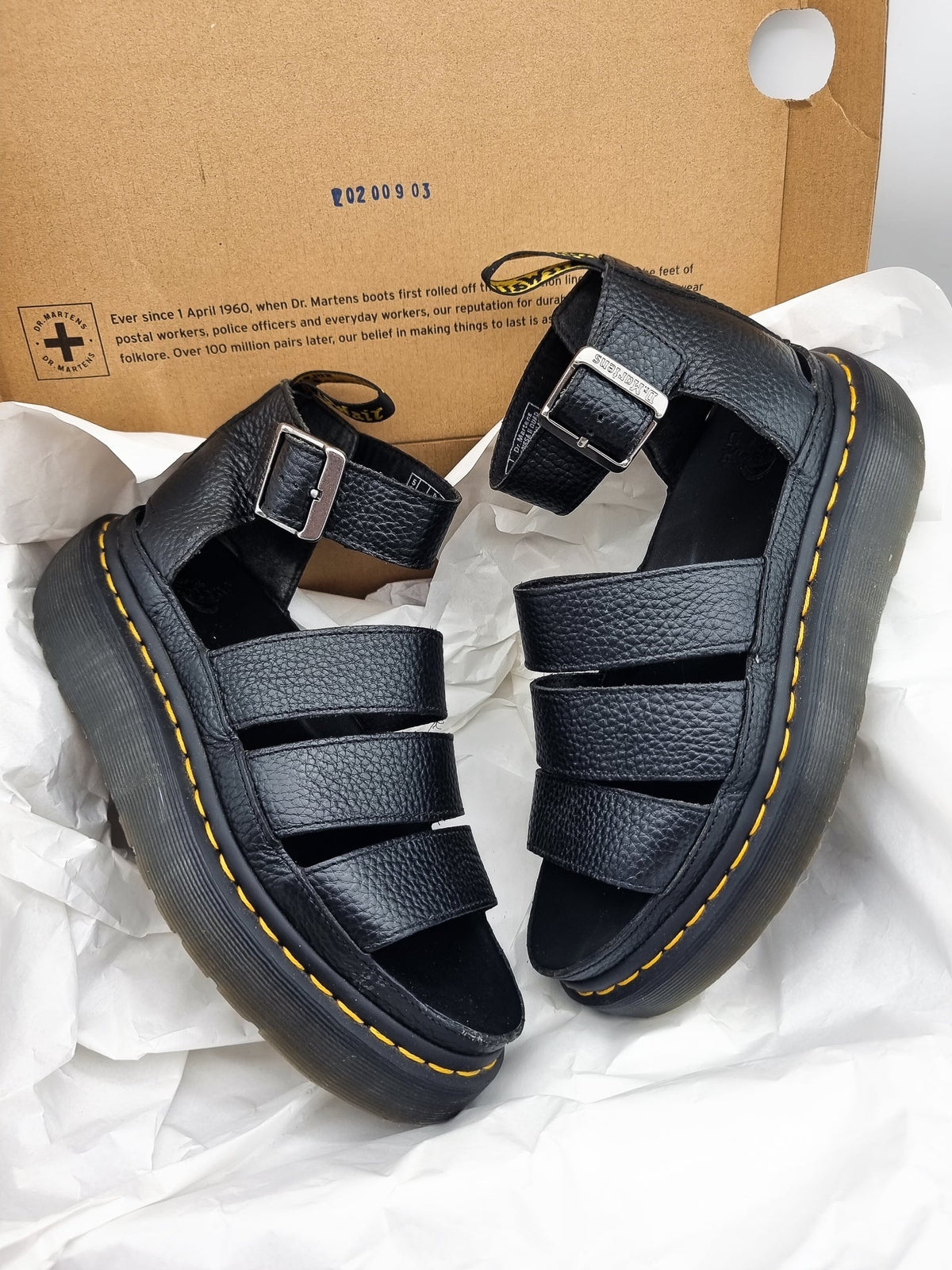 DR. MARTENS CLARISSA II QUAD BLACK MILLED NAPPA