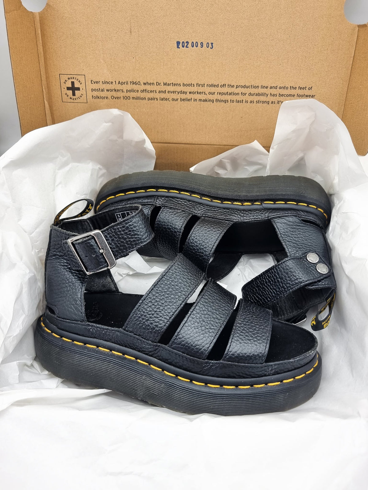 DR. MARTENS CLARISSA II QUAD BLACK MILLED NAPPA