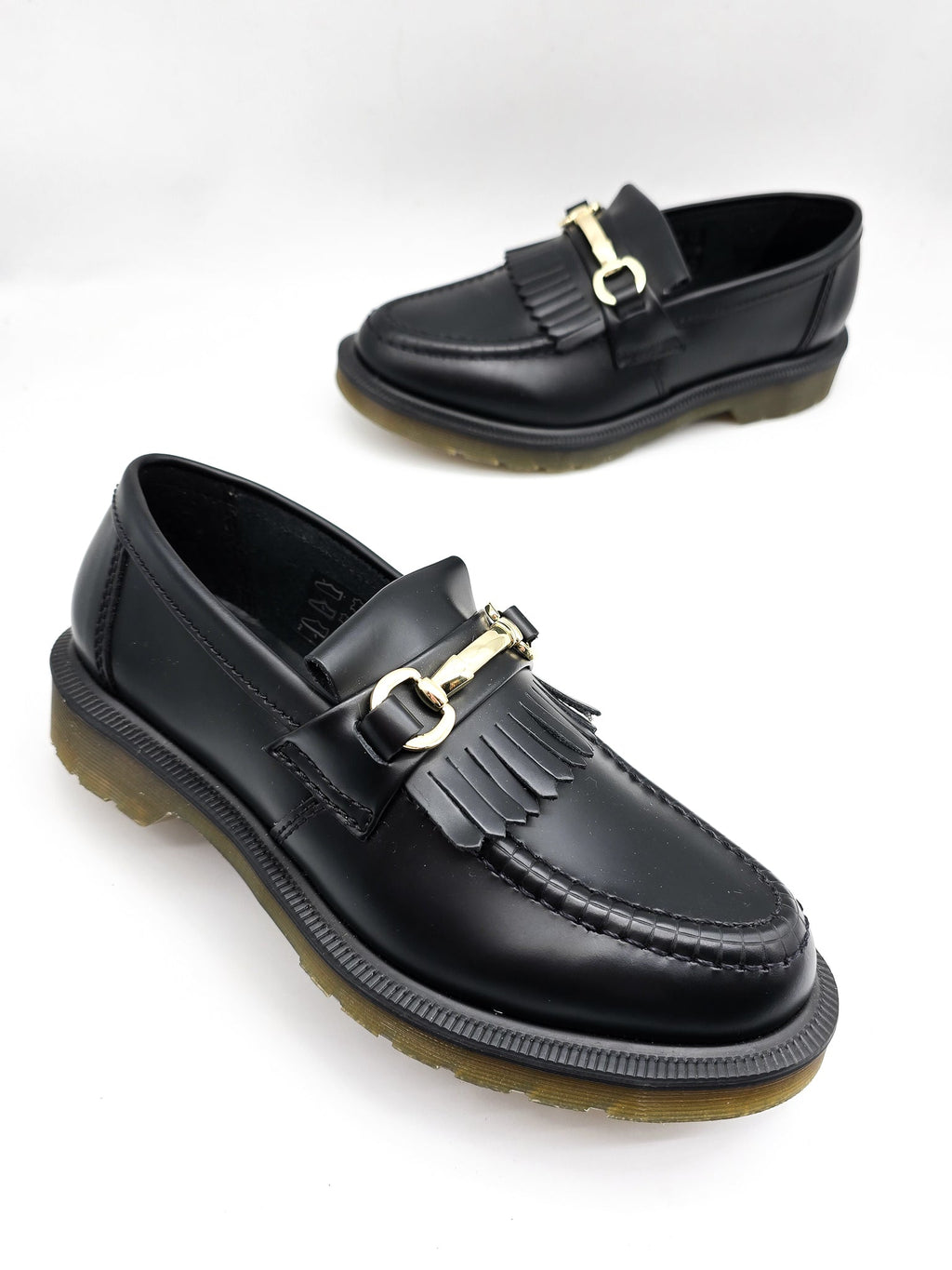 DR. MARTENS ADRIAN SNAFFLE BLACK SMOOTH