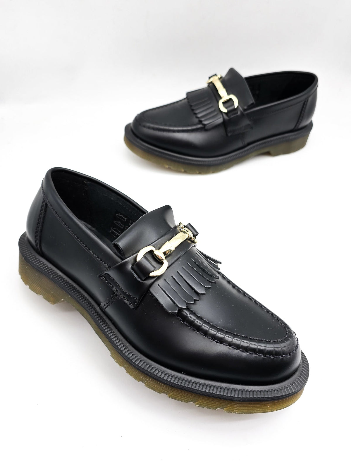 DR. MARTENS ADRIAN SNAFFLE BLACK SMOOTH