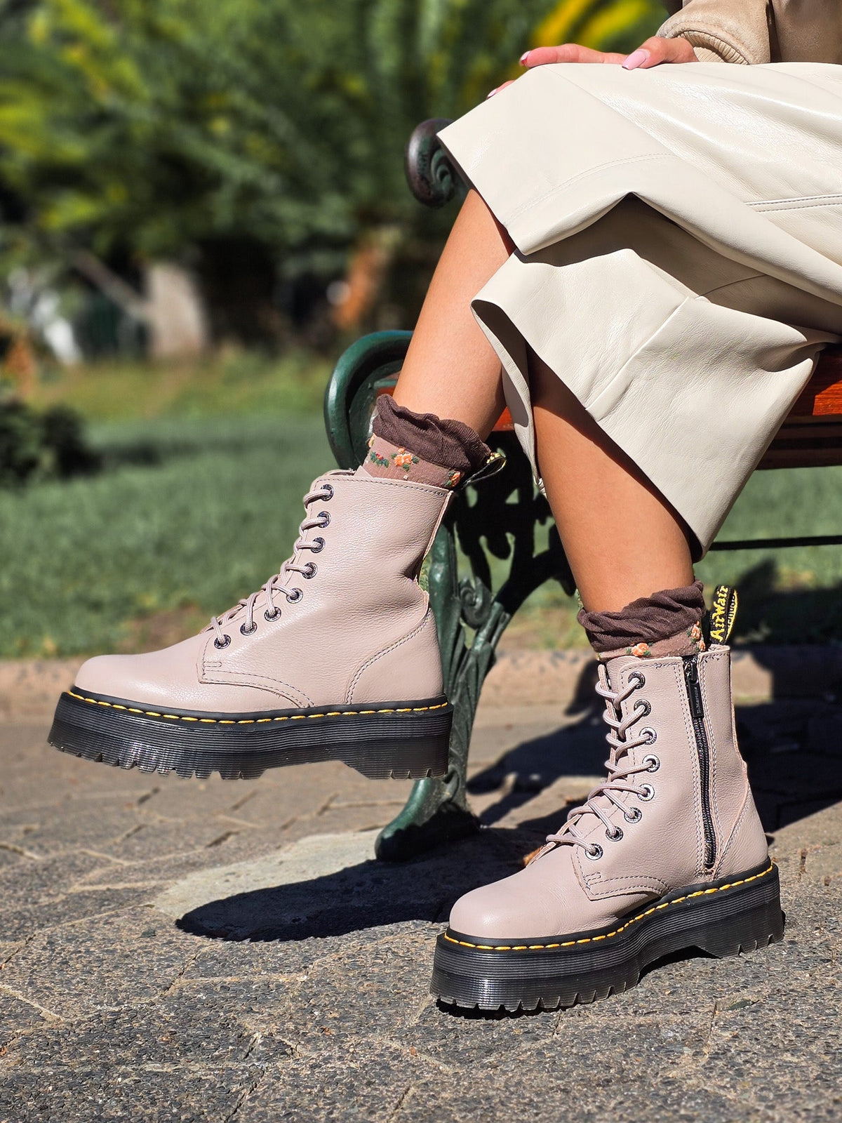 DR. MARTENS JADON TAUPE PISA