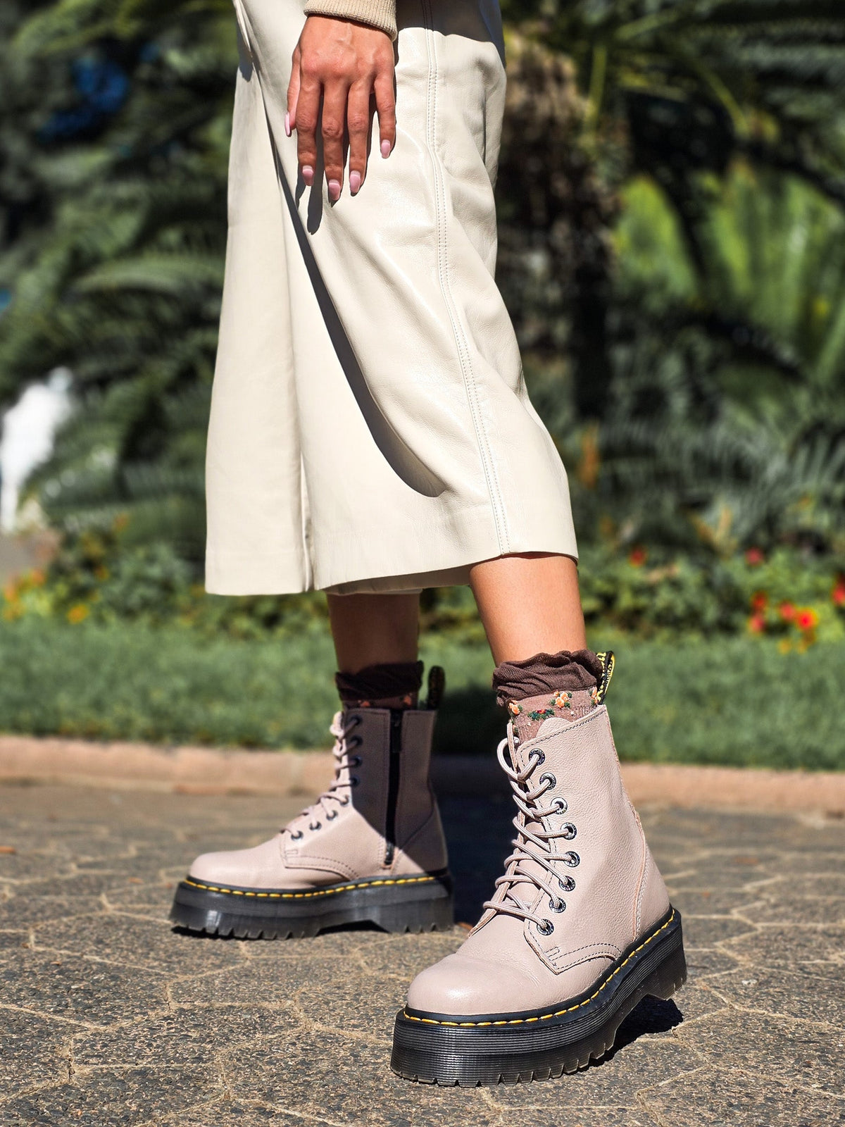 DR. MARTENS JADON TAUPE PISA