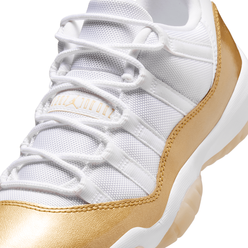 JORDAN AJ 11 RETRO LOW (W)