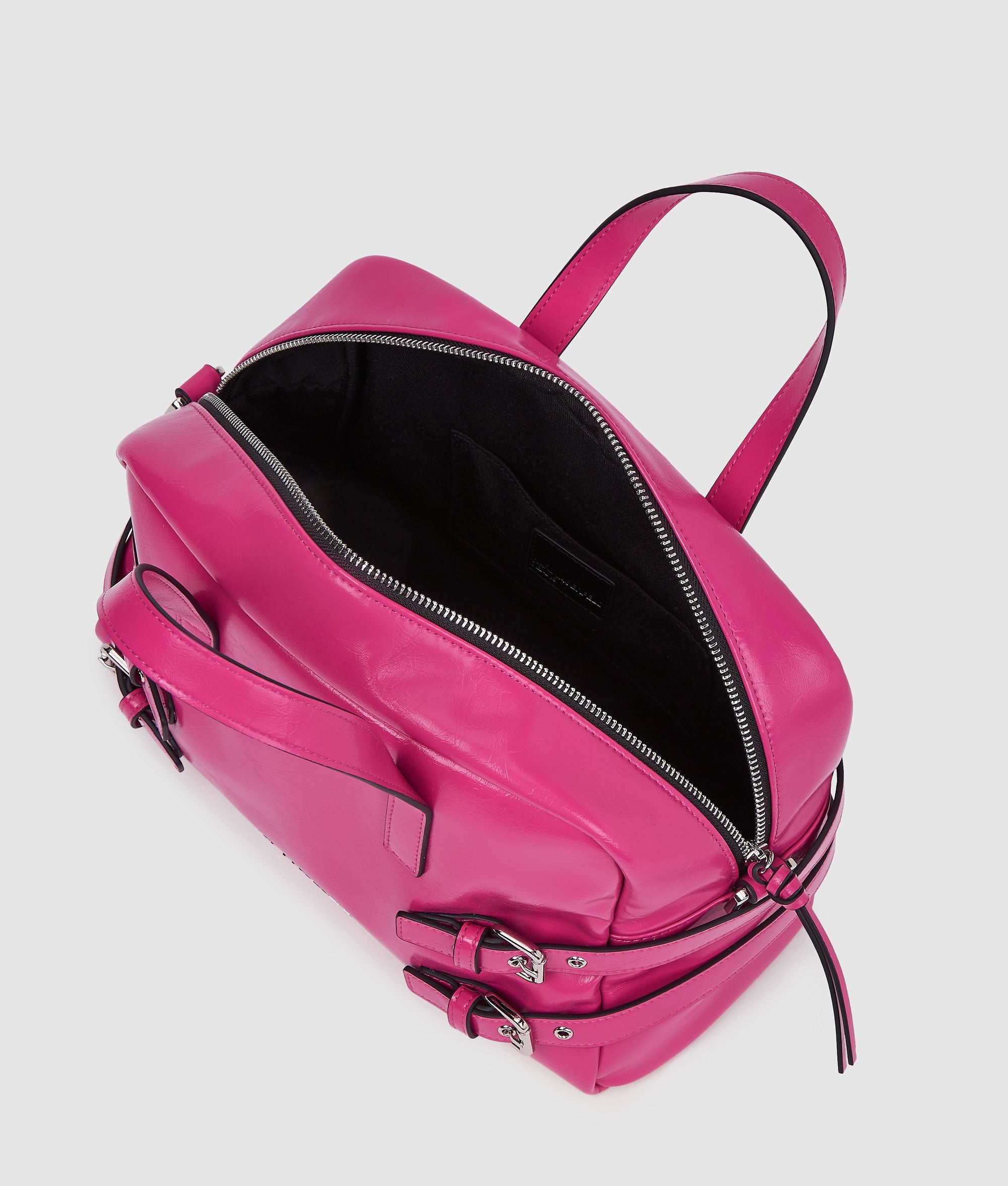 Buckle bowling bag