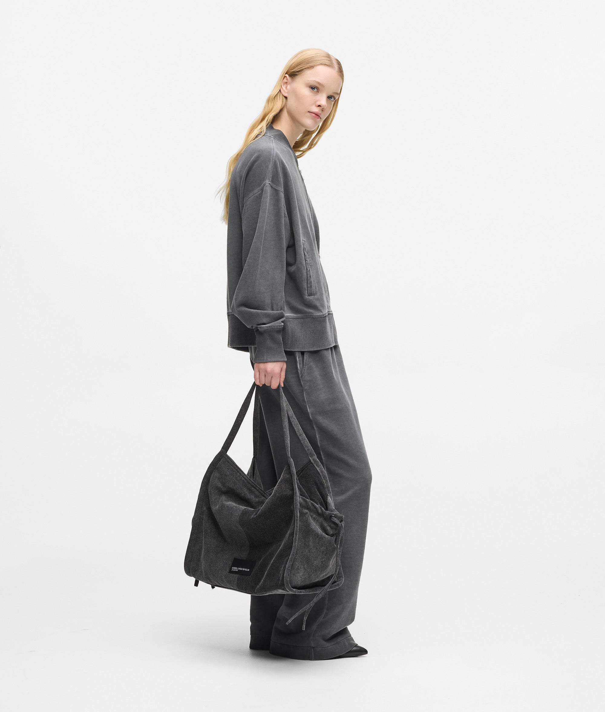 Two-tone denim shopper
