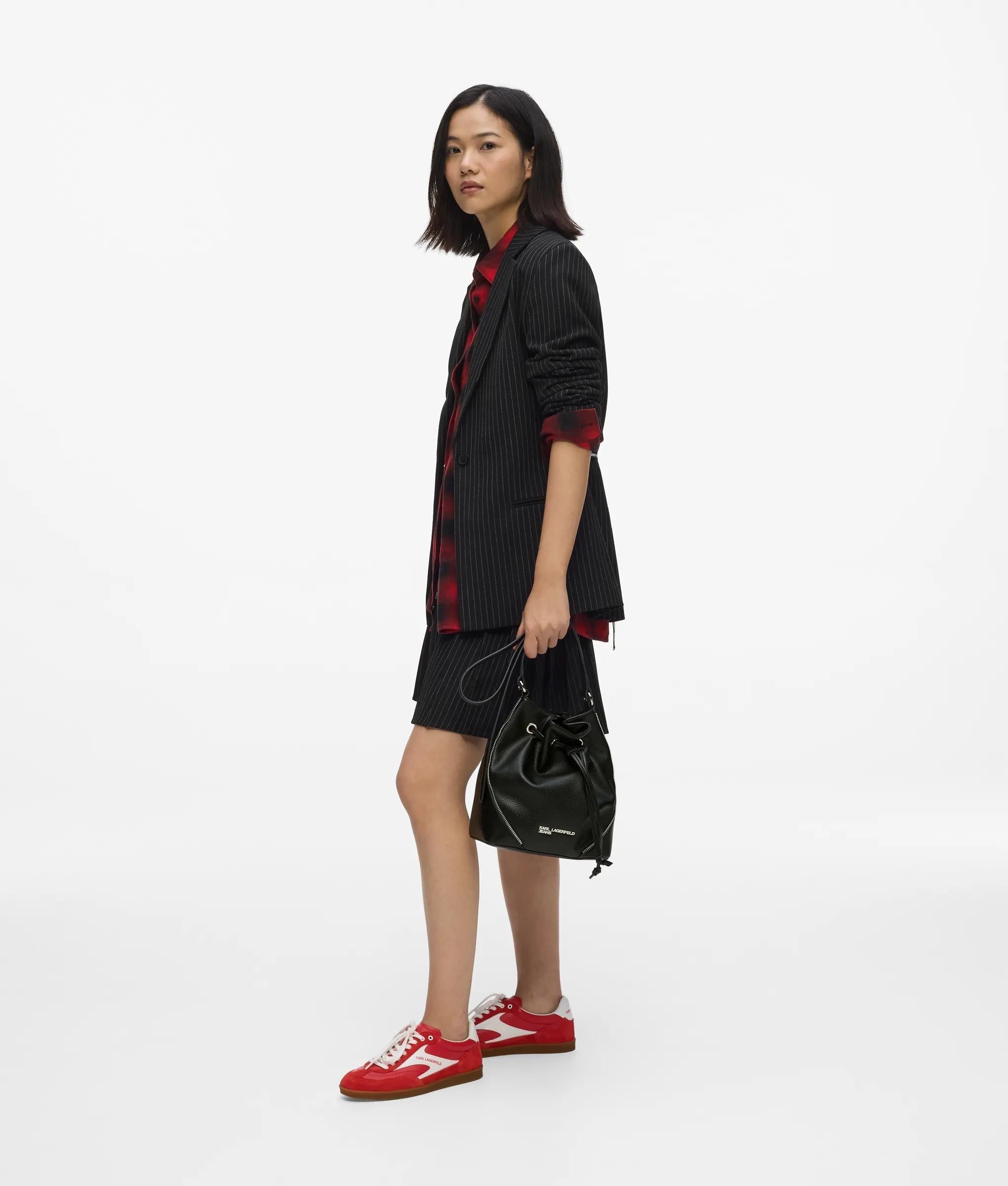 Rebel bucket bag