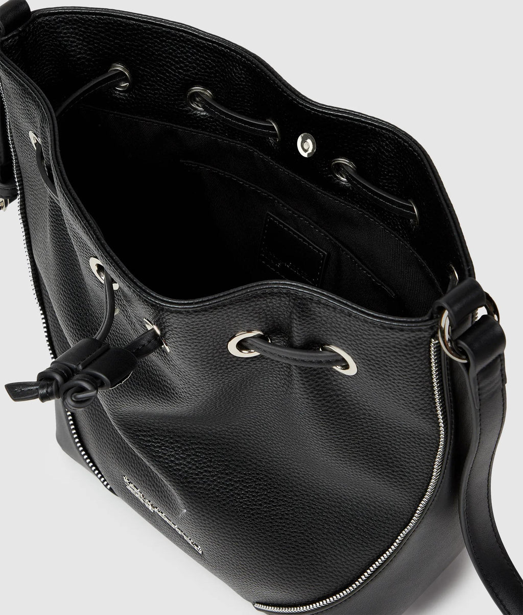 Rebel bucket bag