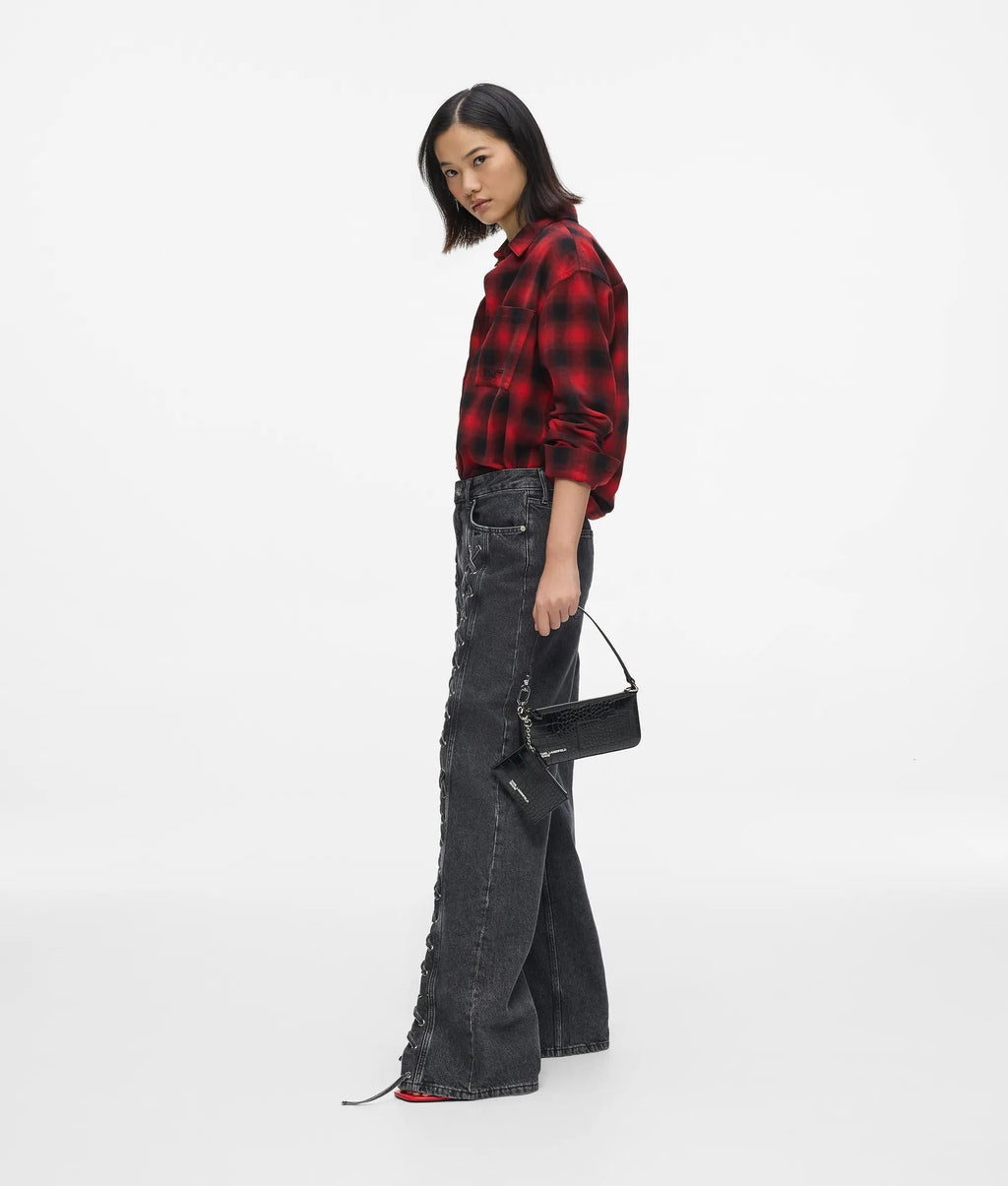 Transformable croco pouch