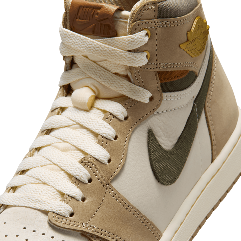 JORDAN AJ 1 RETRO HI OG (W)