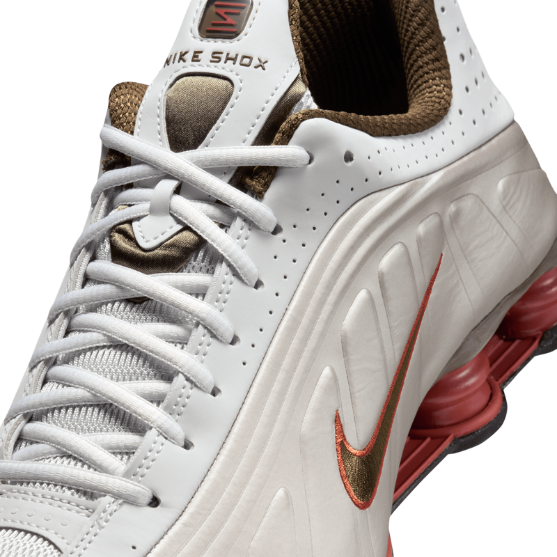 Shox R4