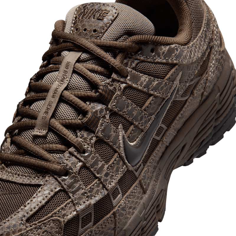 NIKE P-6000 SE (W)