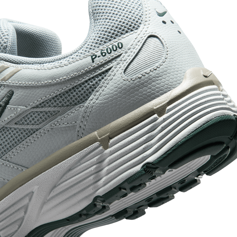 NIKE P-6000 PRM