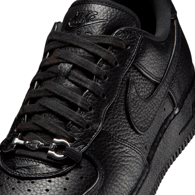NIKE AIR FORCE 1 RETRO PRM