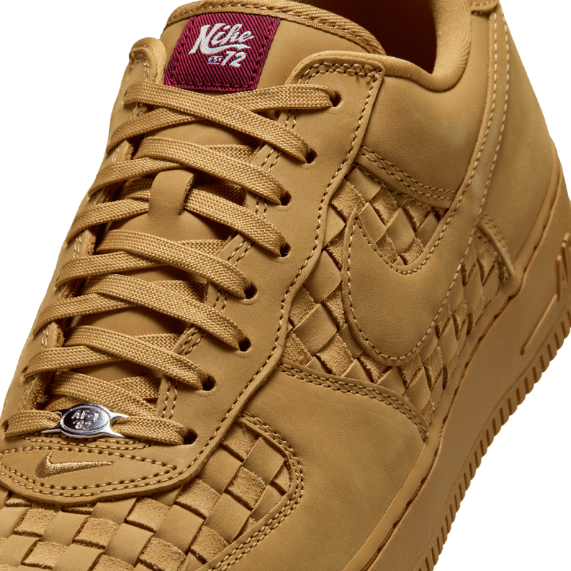 NIKE AIR FORCE 1 RETRO