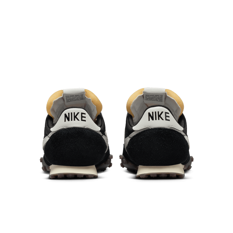 NIKE WAFFLE RACER