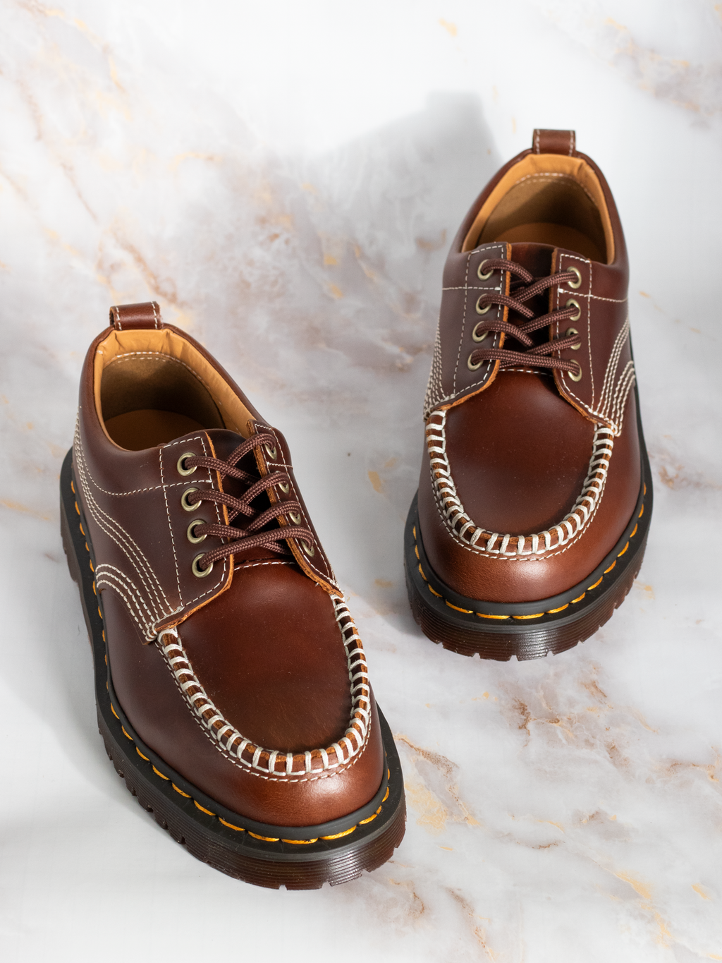 DR. MARTENS LOWELL BUTTERSCOTCH