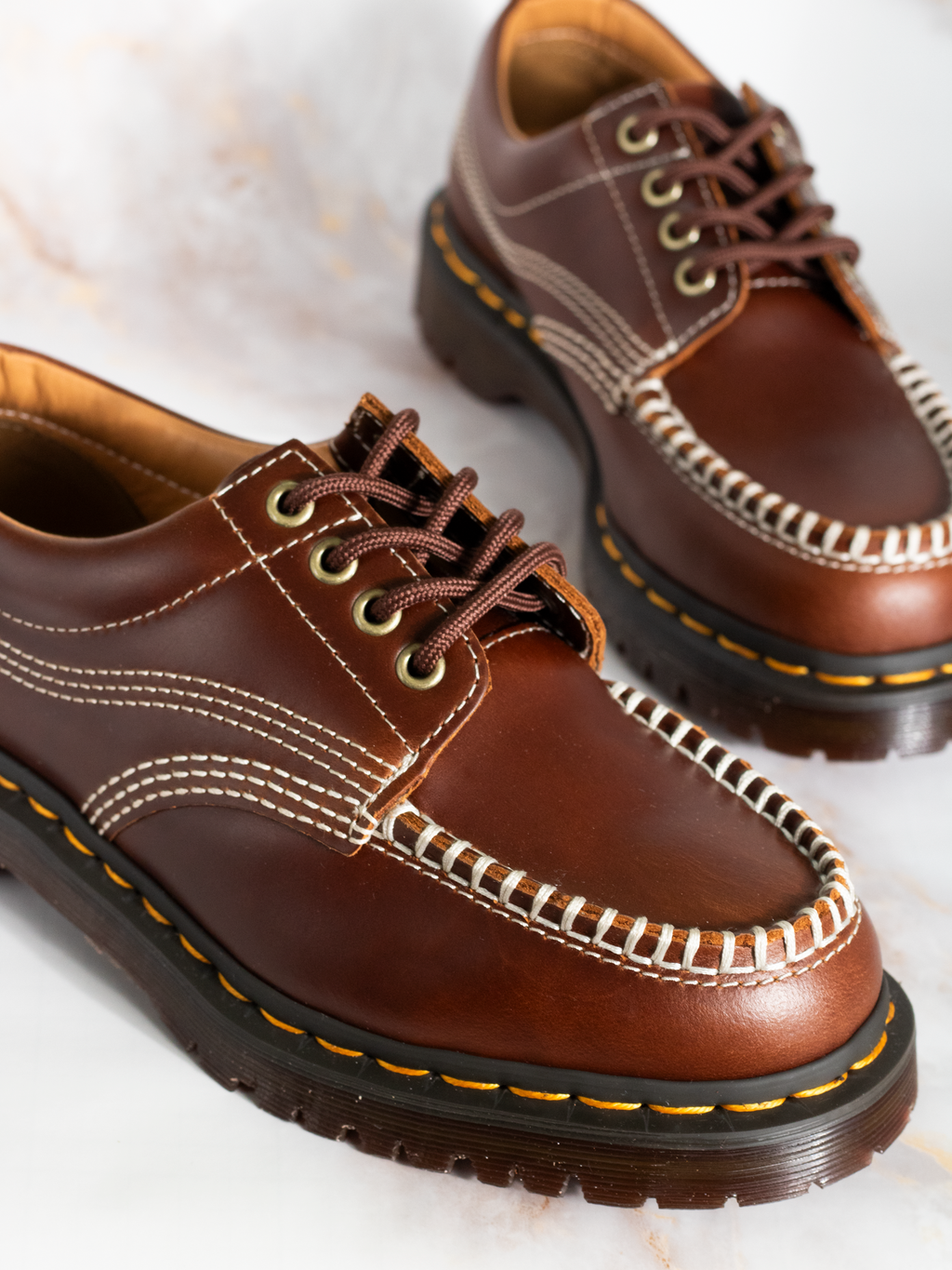 DR. MARTENS LOWELL BUTTERSCOTCH