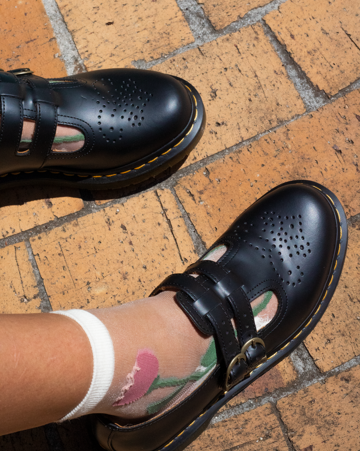 DR. MARTENS 8065 MARY JANE BLACK SMOOTH