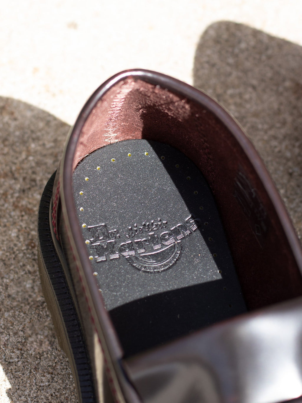 DR. MARTENS ADRIAN CHERRY RED ARCADIA