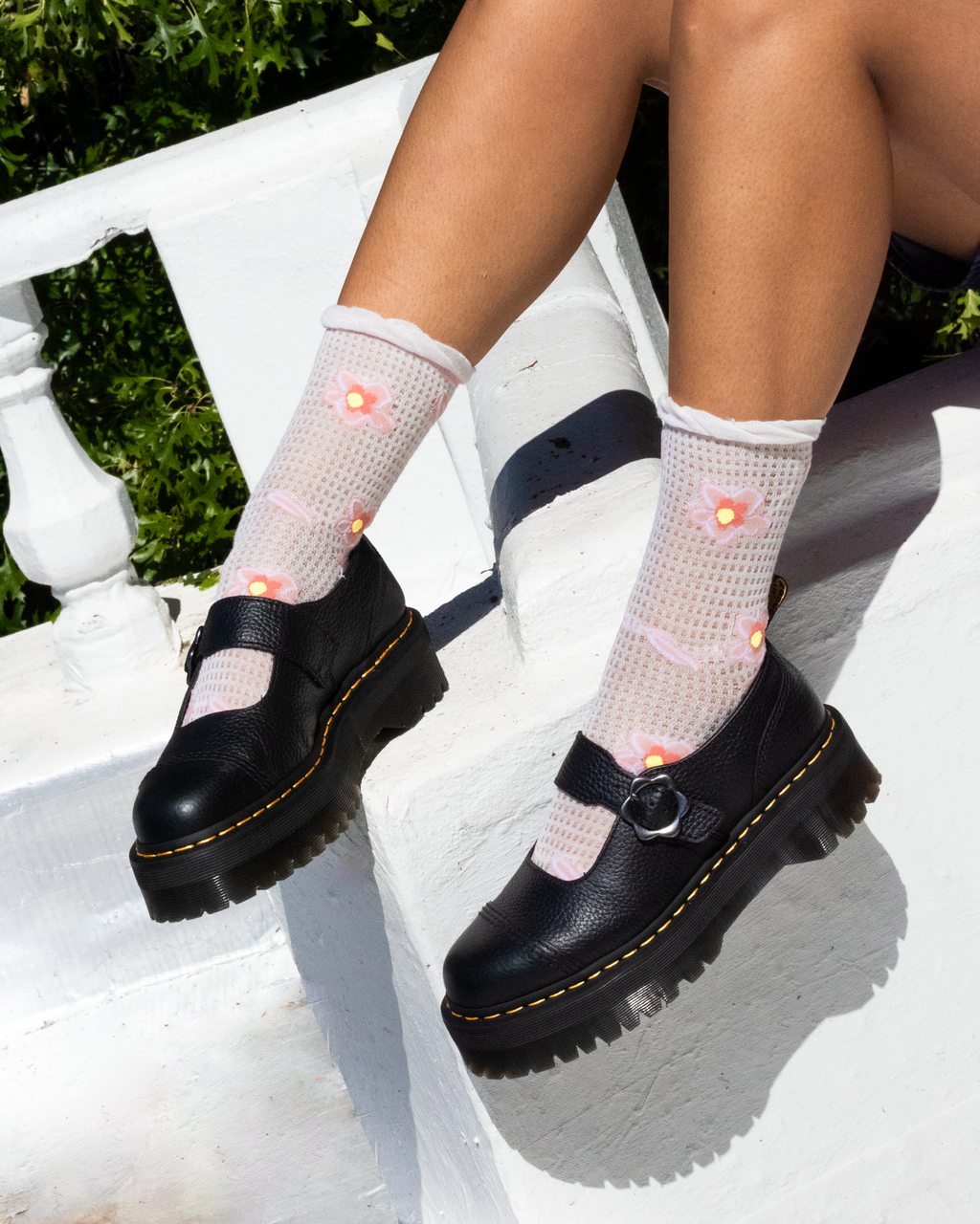 DR. MARTENS ADDINA FLOWER MARY JANE BLACK MILLED