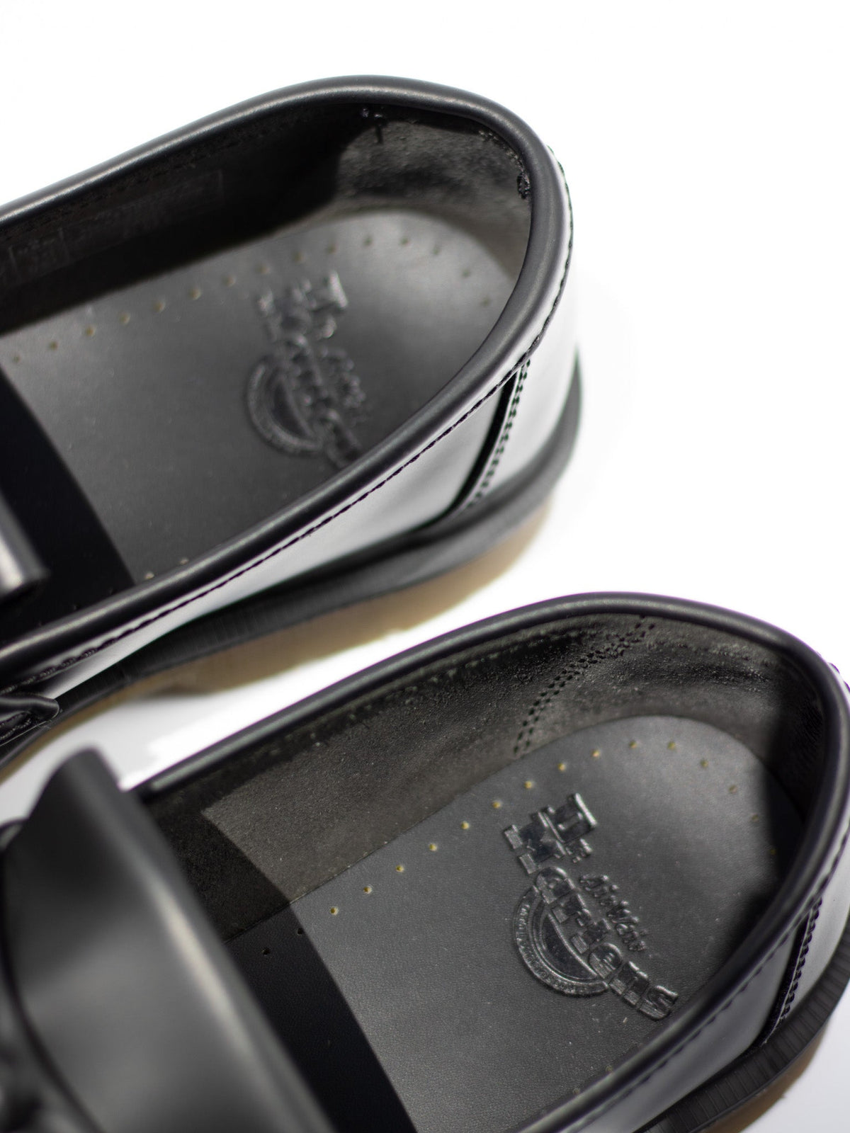 DR. MARTENS ADRIAN BLACK SMOOTH MONO