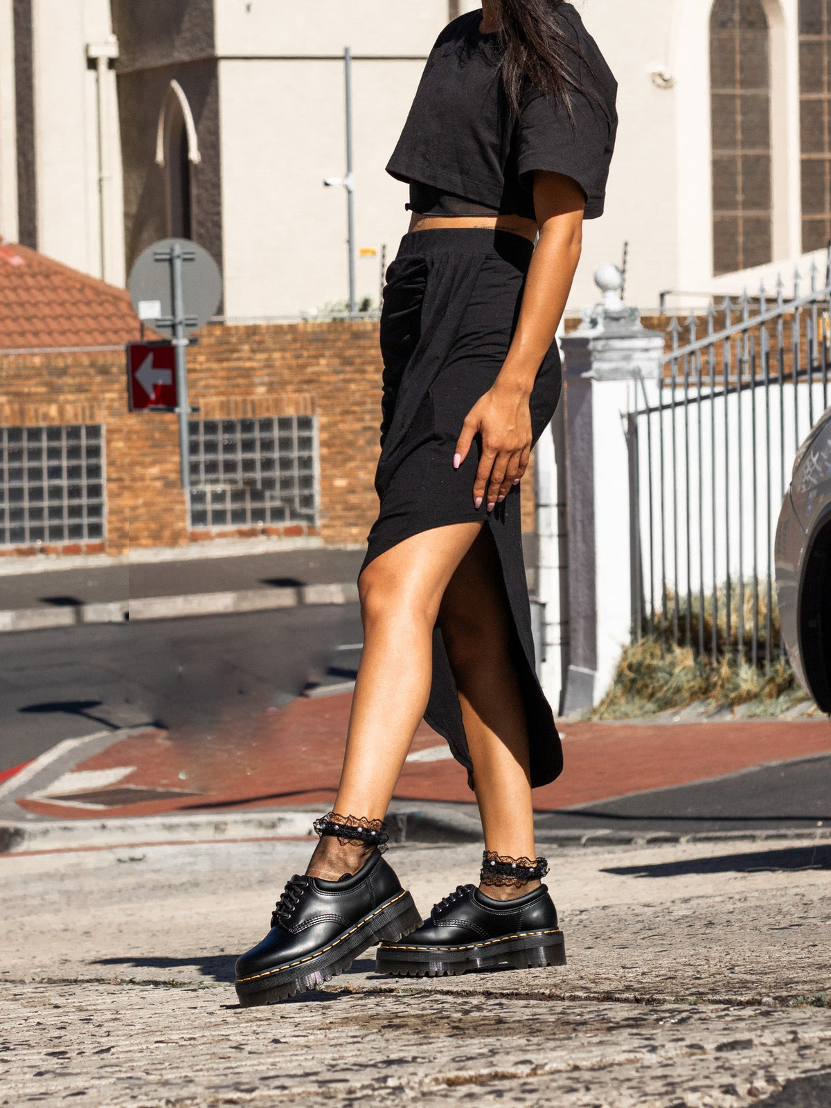 DR. MARTENS 8053 QUAD BLACK SMOOTH