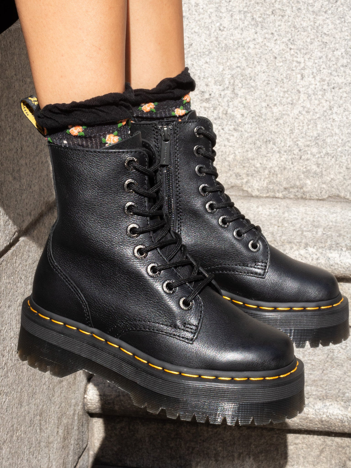 DR. MARTENS JADON BLACK PISA