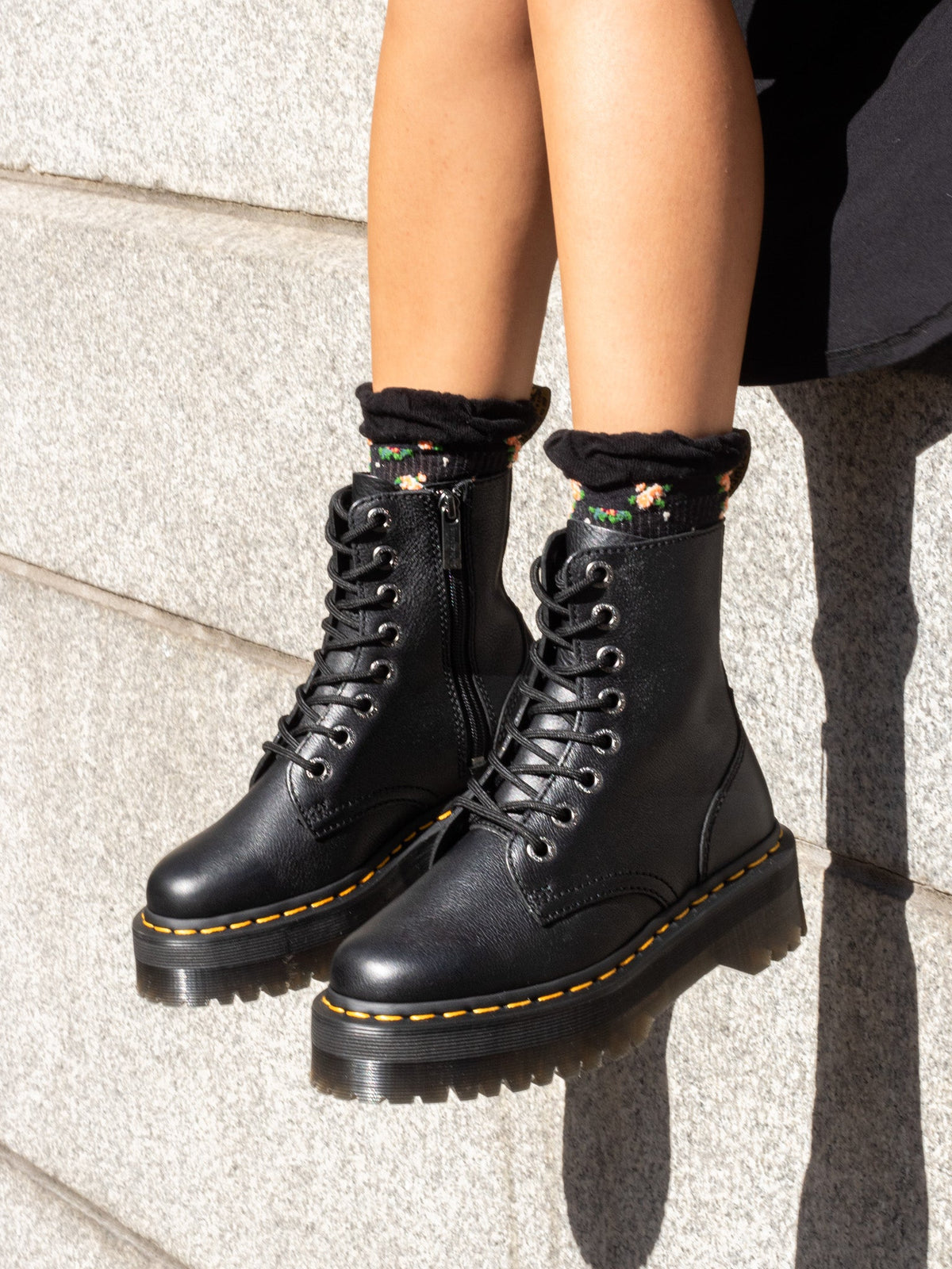 DR. MARTENS JADON BLACK PISA