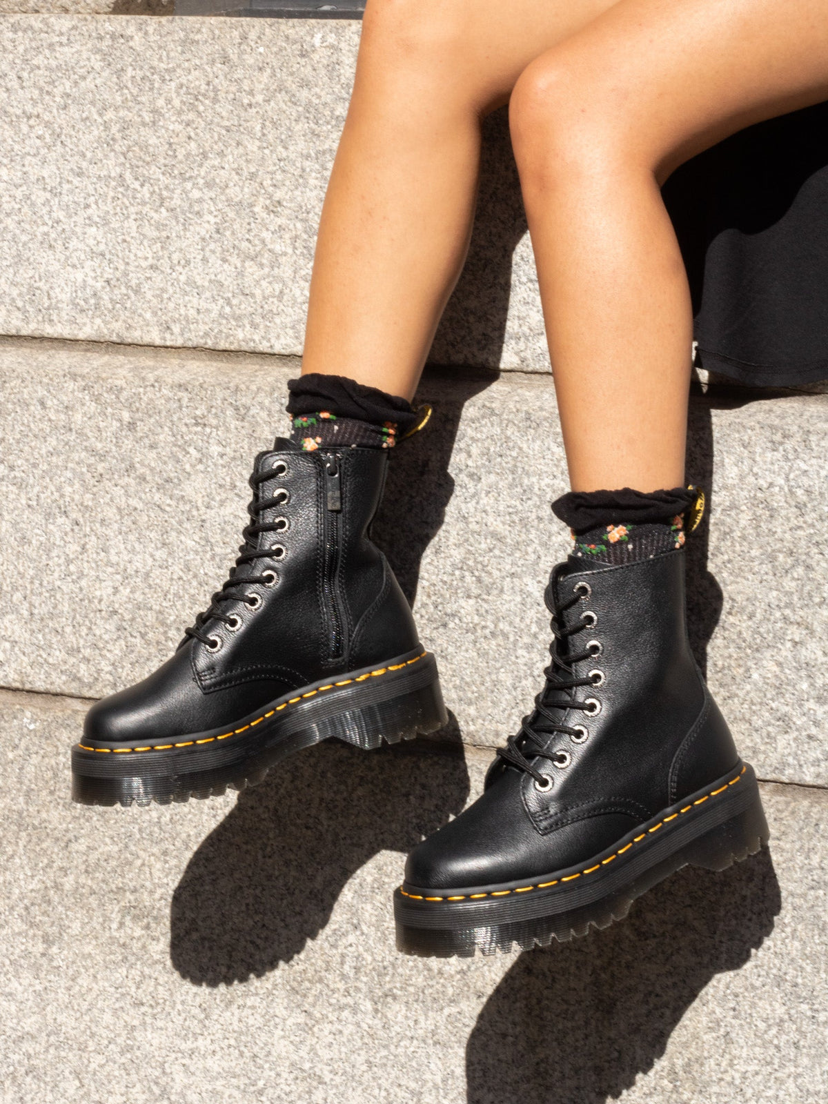 DR. MARTENS JADON BLACK PISA