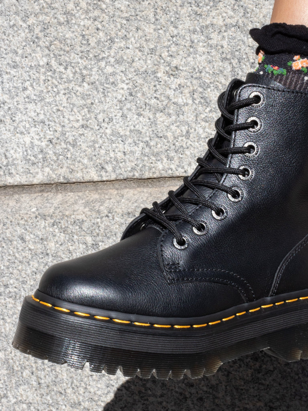 DR. MARTENS JADON BLACK PISA