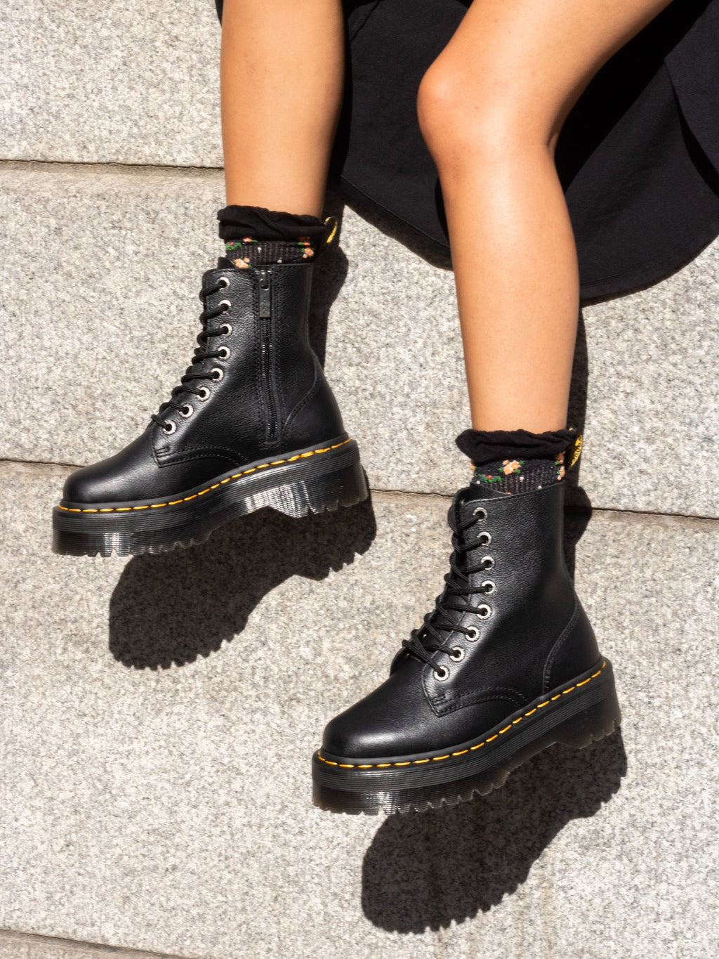 DR. MARTENS JADON BLACK PISA