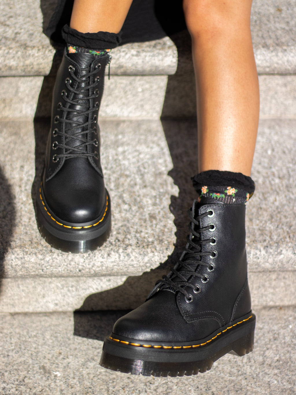DR. MARTENS JADON BLACK PISA
