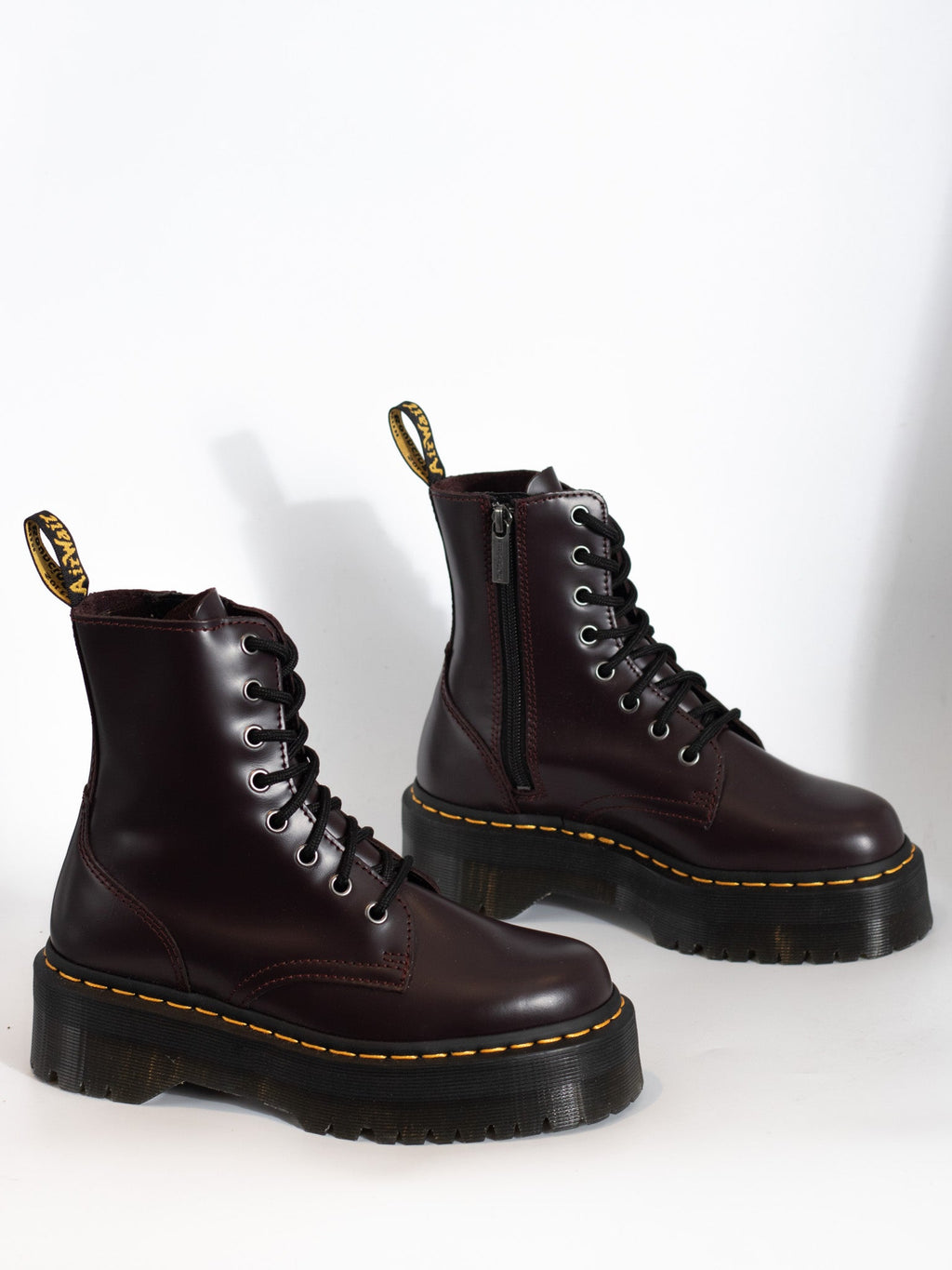 DR. MARTENS JADON BURGUNDY SMOOTH