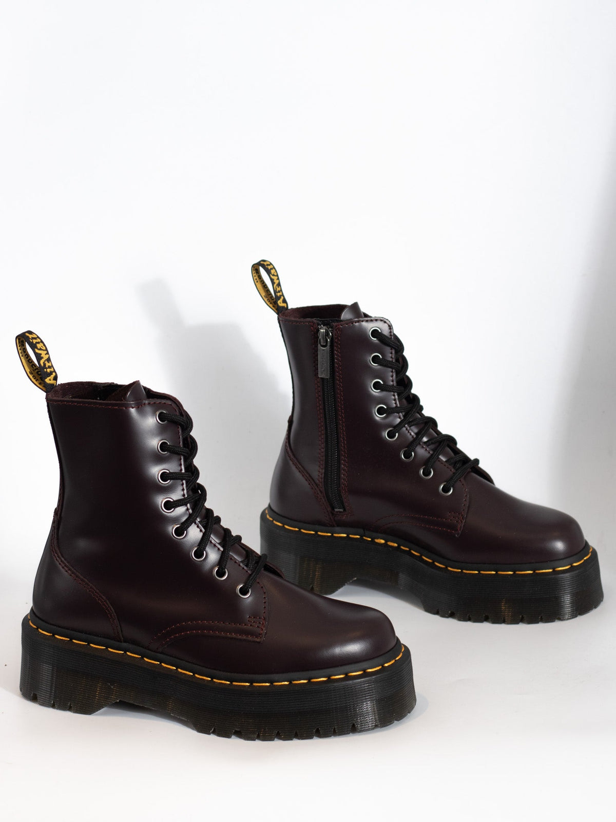 DR. MARTENS JADON BURGUNDY SMOOTH