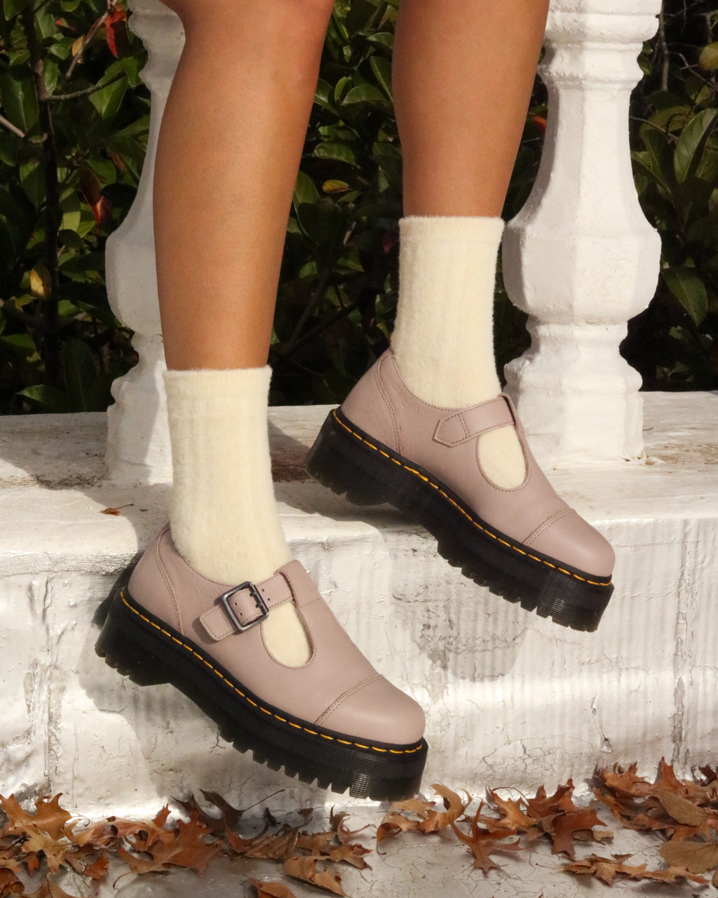 DR. MARTENS BETHAN VINTAGE TAUPE