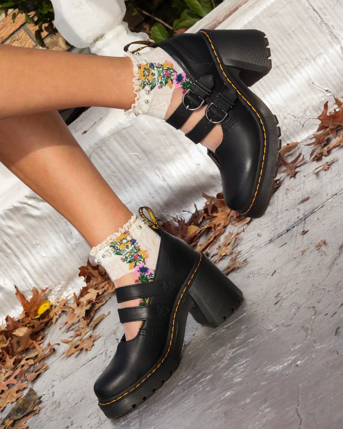 DR. MARTENS EVIEE BLACK