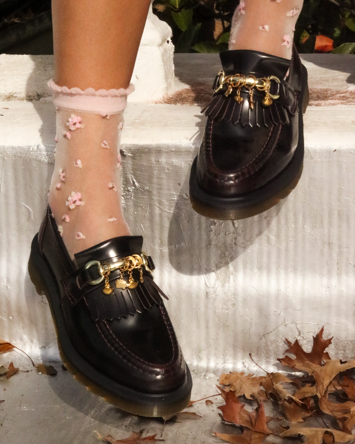 DR. MARTENS ADRIAN SNAFFLE CHERRY ARCADIA