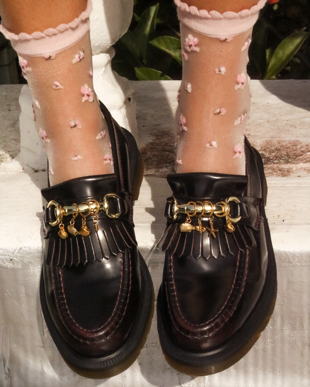 DR. MARTENS ADRIAN SNAFFLE CHERRY ARCADIA