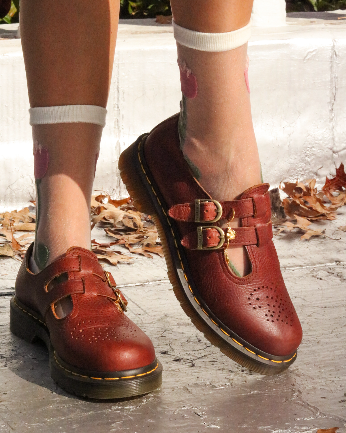 DR. MARTENS 8065 CASHEW AMBASSADOR LEATHER