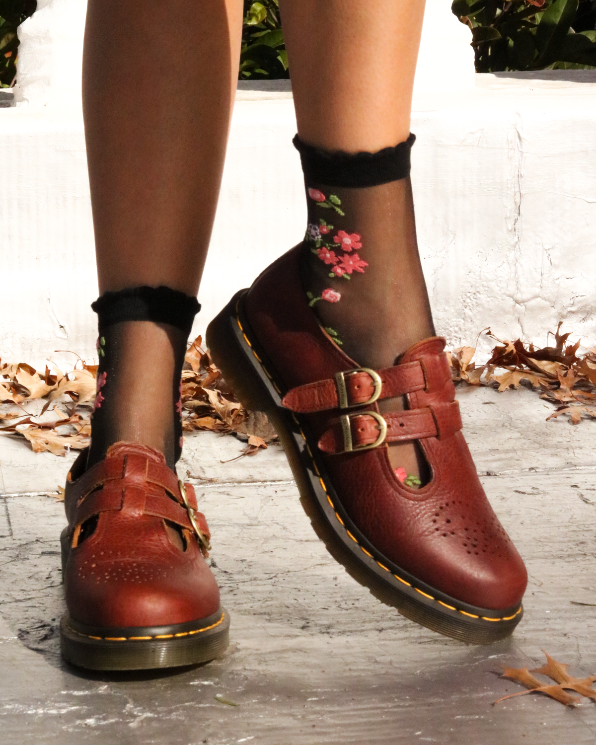 DR. MARTENS 8065 CASHEW AMBASSADOR LEATHER