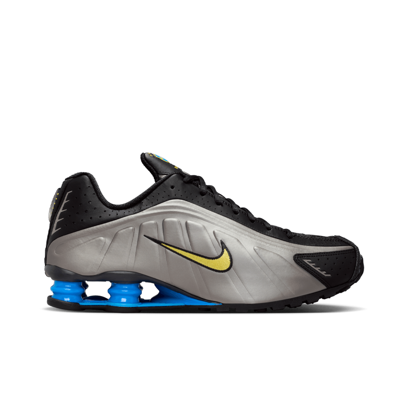 NIKE SHOX R4