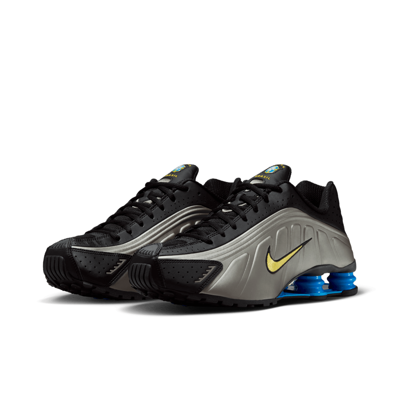 NIKE SHOX R4