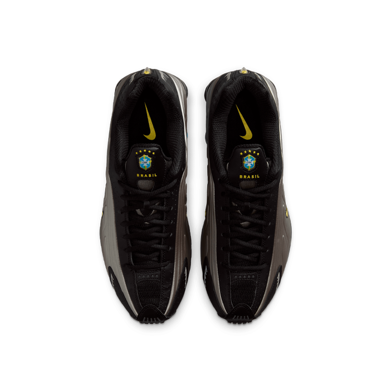 NIKE SHOX R4