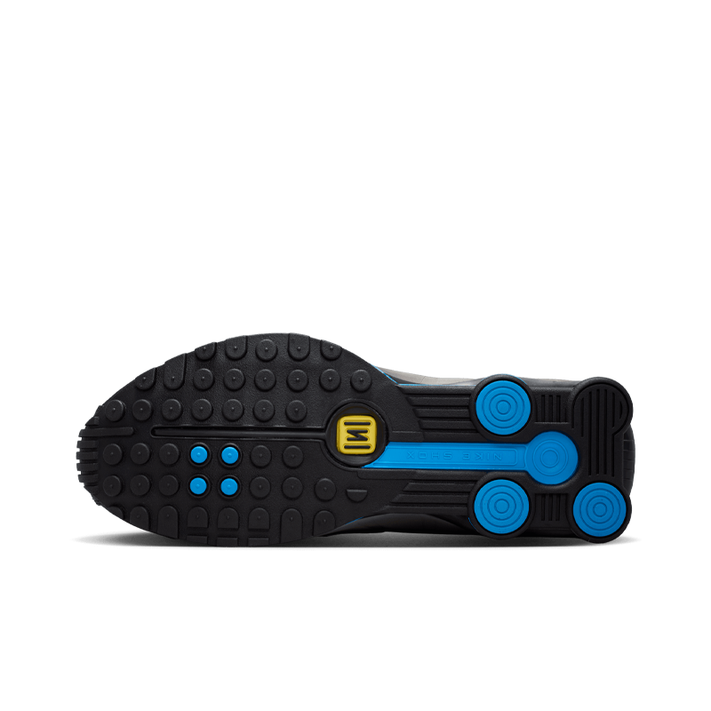 NIKE SHOX R4